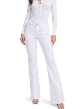 Good American  Classic Slim Bootcut Jeans.